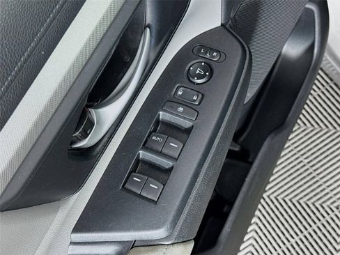 Used 2018 Honda CR-V LX image 18