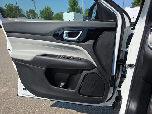 New 2026 Jeep Compass Limited AWD/4WD image 26