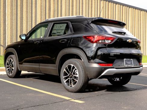 New 2026 Chevrolet TrailBlazer LT AWD/4WD image 7