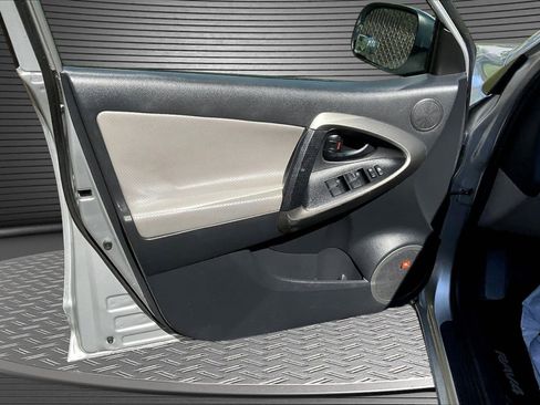 Used 2011 Toyota RAV4 Limited w/ Limited Extra Value Pkg image 19