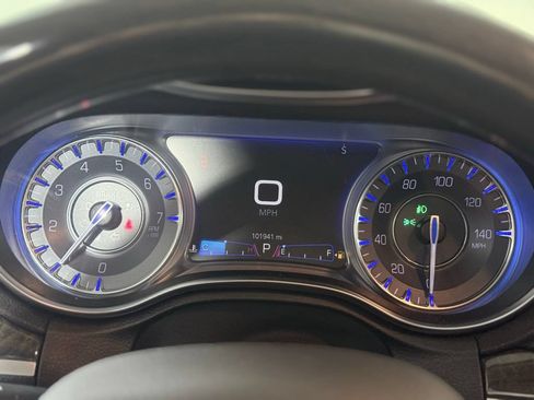 Used 2016 Chrysler 300 C AWD/4WD image 14