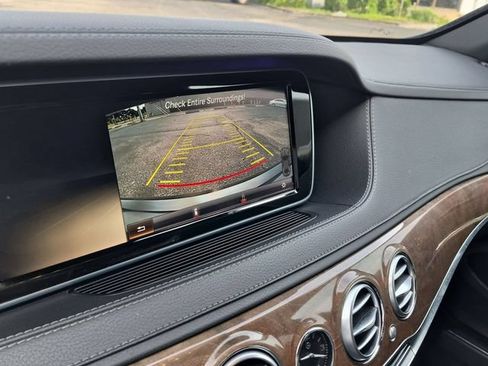 Used 2014 Mercedes-Benz S 550 Sedan image 26
