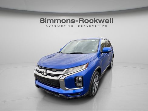 Used 2024 Mitsubishi Outlander Sport SE image 1