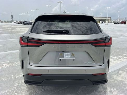 Certified 2025 Lexus NX 250 FWD w/ Towing Package (2000 Lbs) image 23