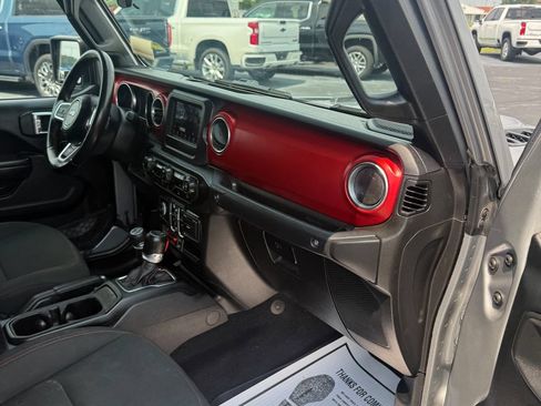 Used 2020 Jeep Gladiator Rubicon AWD/4WD image 45