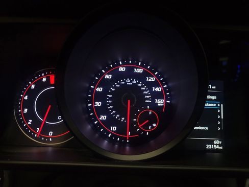 Used 2023 Hyundai Elantra SEL FWD image 23
