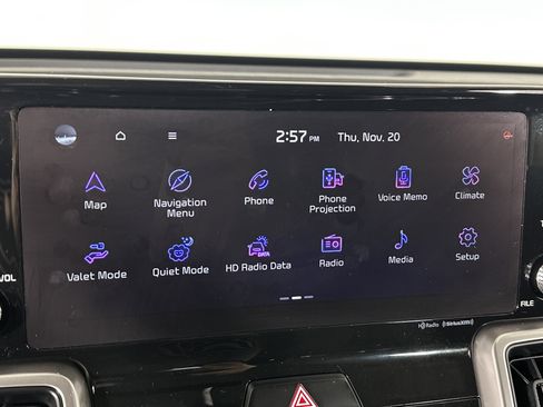 Certified 2023 Kia Sorento S w/ Panoramic Sunroof Package image 18