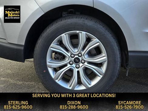 Used 2023 Ford Edge Titanium w/ Cold Weather Package image 15