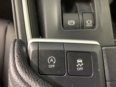 Used 2025 Toyota Grand Highlander AWD image 29