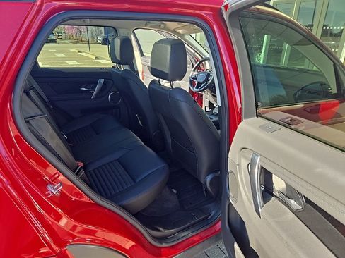 Certified 2025 Land Rover Discovery Sport S image 19