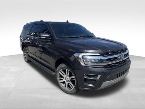 Used 2024 Ford Expedition Max Limited AWD/4WD image 4