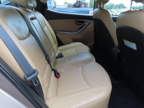 Used 2013 Hyundai Elantra Limited w/ Technology Pkg FWD image 34