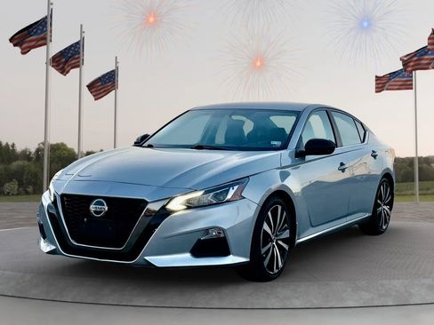 Used 2019 Nissan Altima 2.5 SR image 3