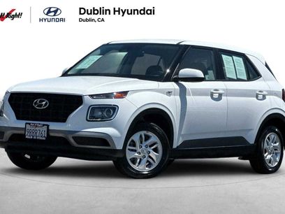Certified 2025 Hyundai Venue SE