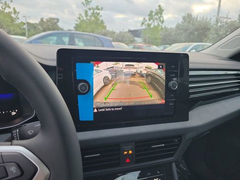 New 2026 Volkswagen Jetta SE image 11