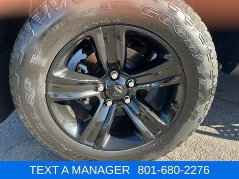 Used 2021 RAM 1500 Warlock w/ Luxury Group AWD/4WD image 6