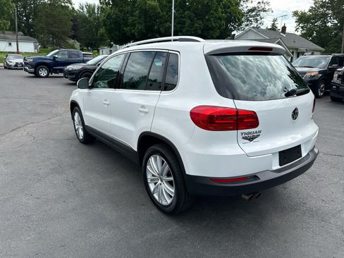 Used 2012 Volkswagen Tiguan SE AWD/4WD image 5