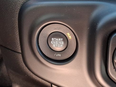 Used 2023 Jeep Wrangler Unlimited Sport AWD/4WD image 22