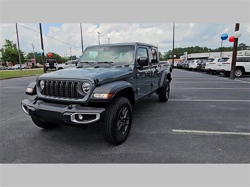 New 2025 Jeep Gladiator Sport image 20