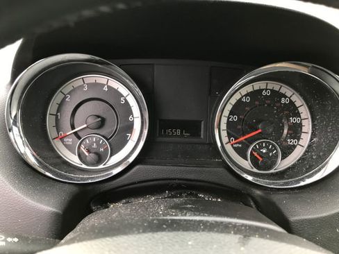 Used 2014 Dodge Grand Caravan American Value Package w/ UConnect Hands-Free Group image 8