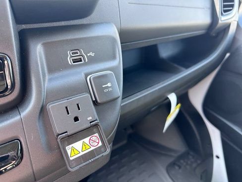Used 2024 RAM ProMaster 3500 w/ Quick Order Package 22G SLT FWD image 18