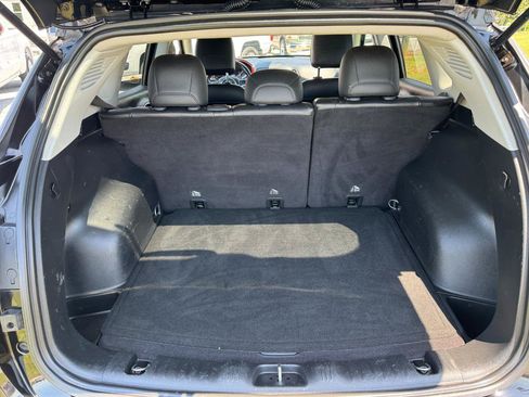 Used 2018 Jeep Compass Trailhawk AWD/4WD image 16