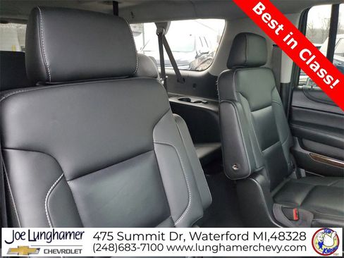 Used 2019 Chevrolet Suburban LT w/ LT Signature Package image 28