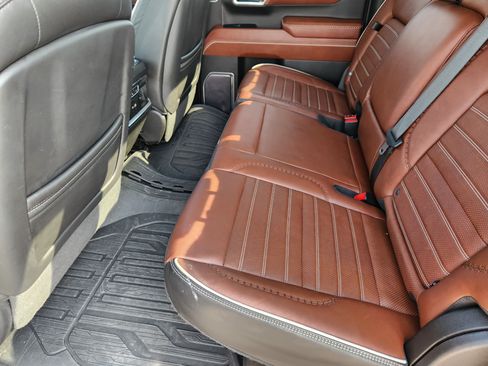 Used 2023 GMC Sierra 1500 Denali Ultimate AWD/4WD image 30