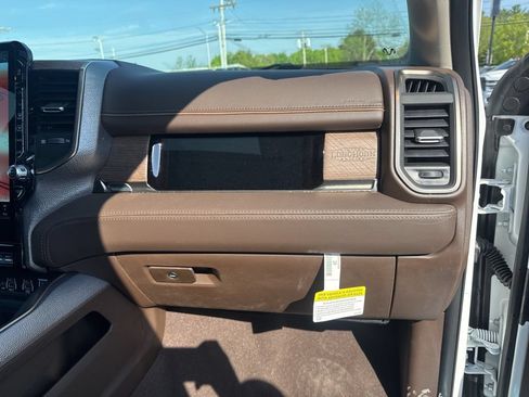 New 2026 RAM 2500 Limited AWD/4WD image 35