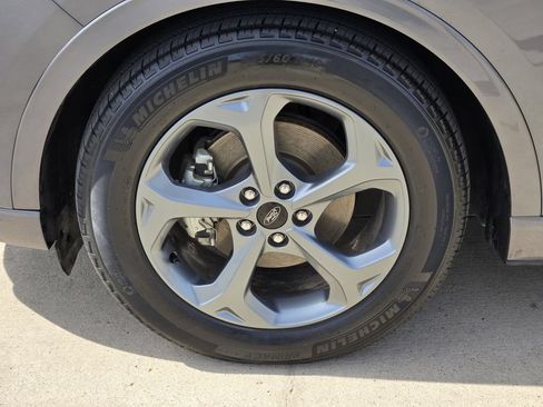 Used 2023 Ford Escape ST-Line w/ Tech Pack #1 FWD image 8