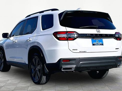 Used 2023 Honda Pilot Sport image 5