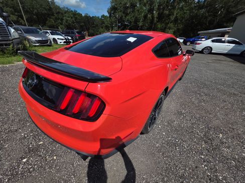 Used 2016 Ford Mustang GT Premium RWD image 3