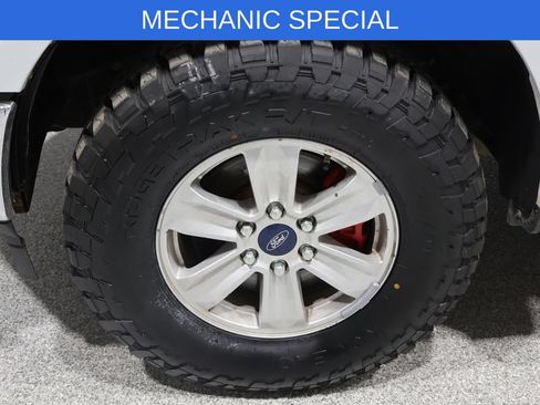 Used 2018 Ford F150 XLT w/ Trailer Tow Package AWD/4WD image 13