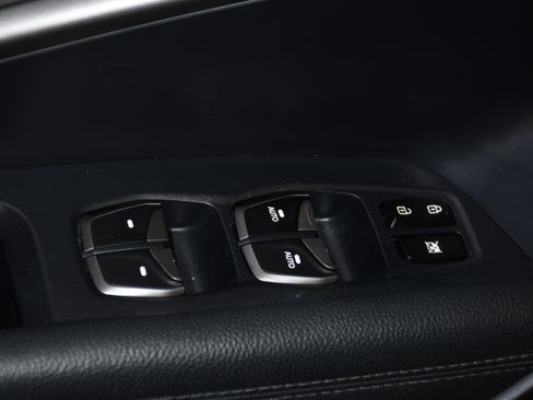 Used 2017 Hyundai Santa Fe Sport image 10