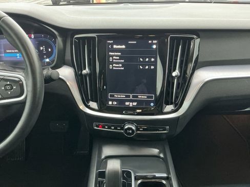 Used 2024 Volvo S60 B5 Core image 20