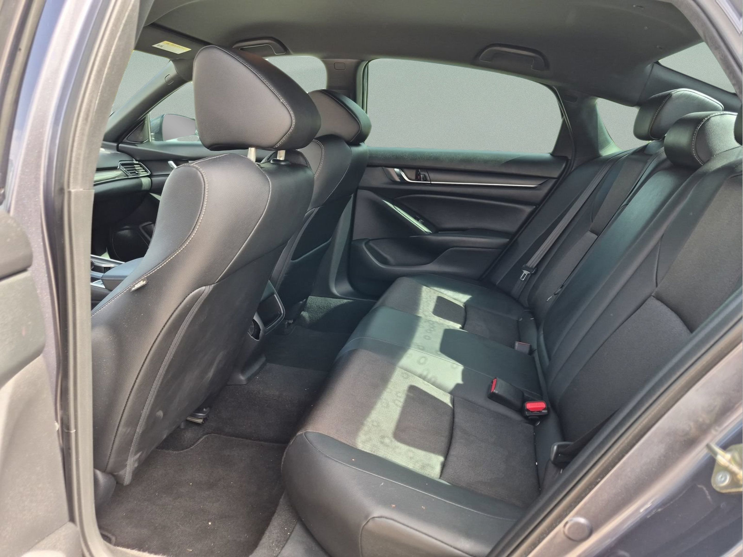 Used 2020 Honda Accord Sport image 18