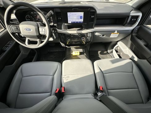 New 2026 Ford F450 XL w/ XL Chrome Package image 33