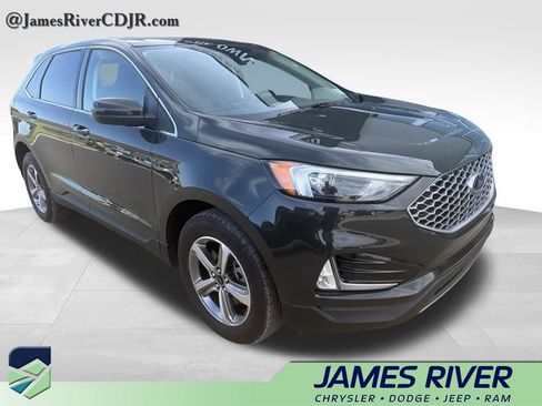 Used 2024 Ford Edge SEL w/ Convenience Package AWD/4WD image 4