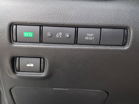 Used 2021 Nissan Sentra SV w/ Trunk Package FWD image 23