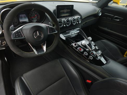 Used 2017 Mercedes-Benz AMG GT Coupe image 15