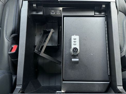 Used 2025 Toyota Tundra Platinum image 23