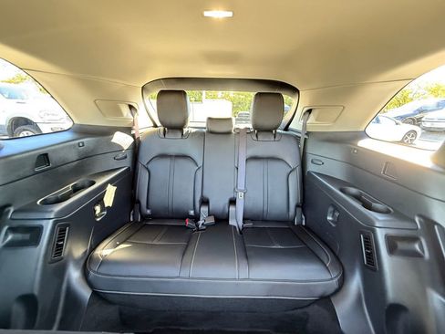 Used 2024 MAZDA CX-90 Plug-In Hybrid w/ Premium Pkg image 23