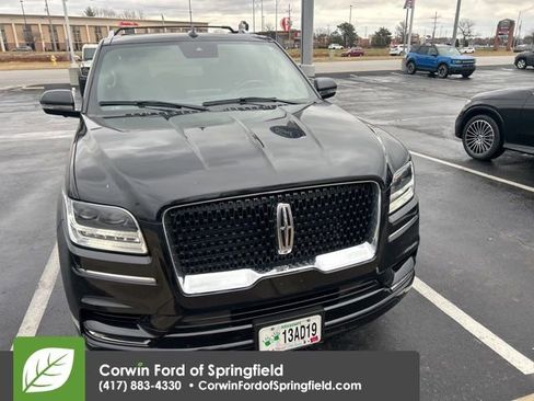 Used 2021 Lincoln Navigator Reserve image 9