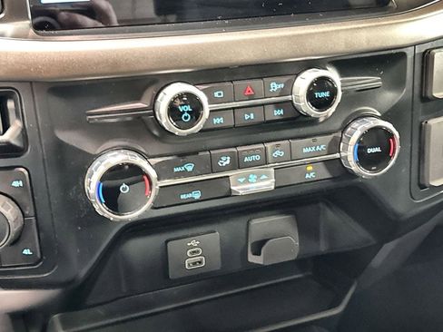 Used 2025 Ford F150 XLT w/ Equipment Group 301A Standard image 21