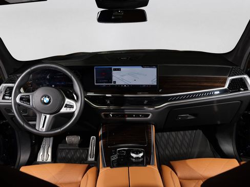 Used 2026 BMW X5 M60i w/ Executive Package AWD/4WD image 4