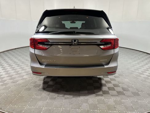 Used 2024 Honda Odyssey Touring image 7
