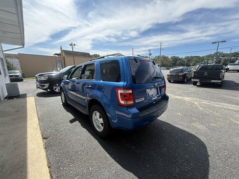 Used 2011 Ford Escape XLT w/ 202A Rapid Spec Order Code FWD image 7