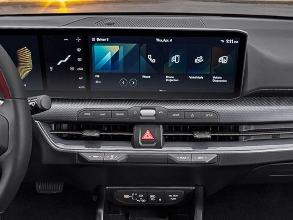 New 2026 Kia K4 GT-Line w/ GT-Line Sunroof Package FWD image 9