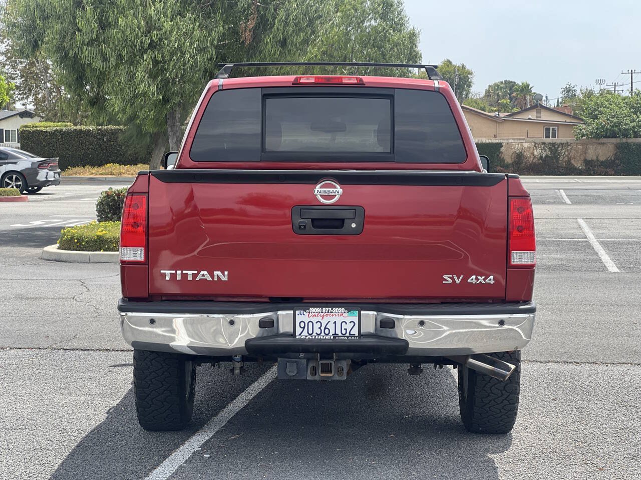 Used 2013 Nissan Titan SV w/ SV Value Truck Pkg AWD/4WD image 14