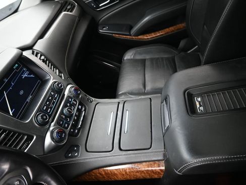 Used 2020 Chevrolet Tahoe Premier w/ 6.2L Performance Package image 23